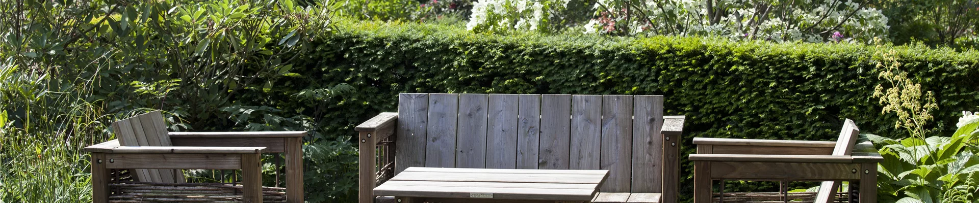 Sitzgruppe Holz rustikal