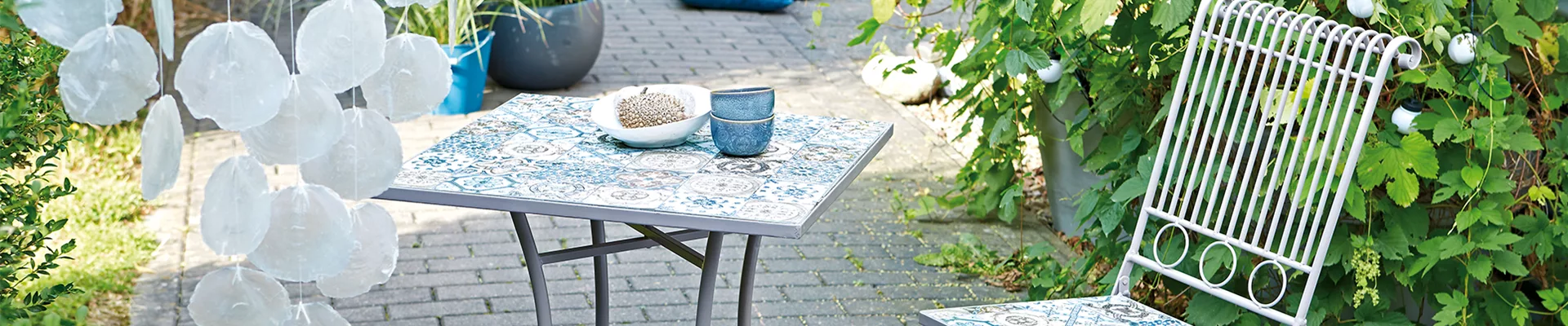 BLAUE BRISE IM GARTEN!